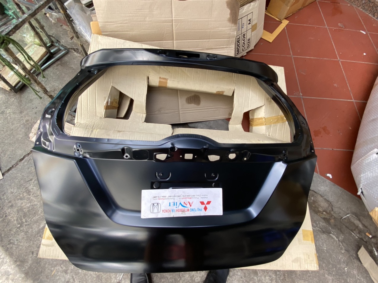 Cánh cửa hậu xe Honda Jazz